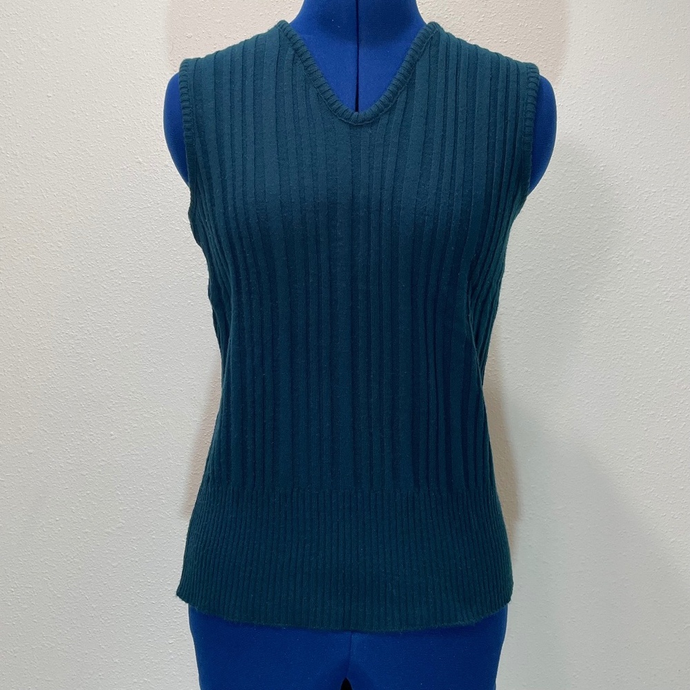 VINTAGE Herald House Forest Green Sleeveless V-Neck Sweater